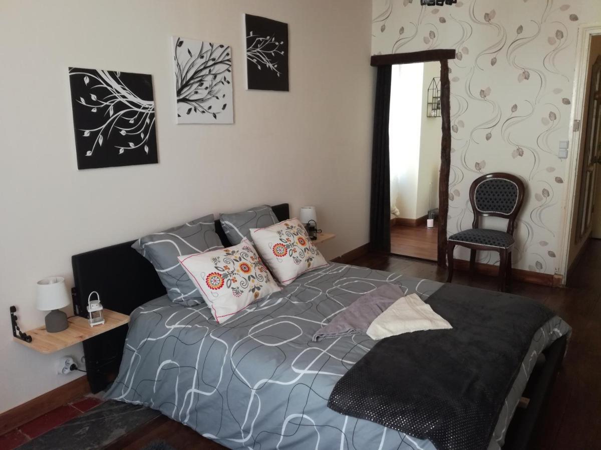 Chez Lorette Mauze-sur-le-Mignon Екстер'єр фото