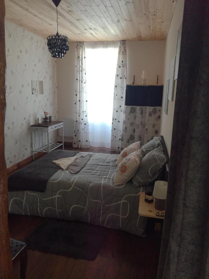 Chez Lorette Mauze-sur-le-Mignon Екстер'єр фото
