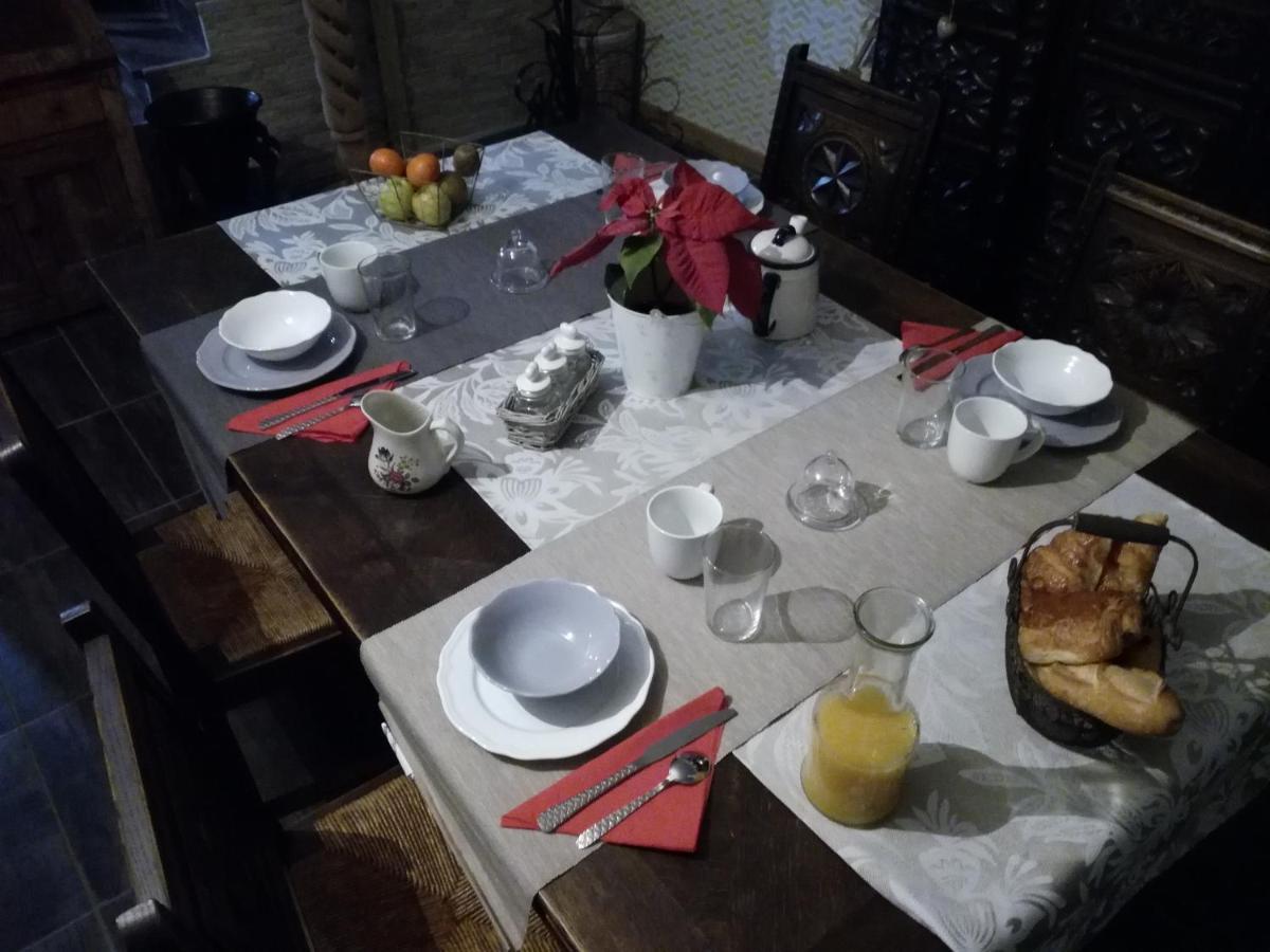 Chez Lorette Mauze-sur-le-Mignon Екстер'єр фото